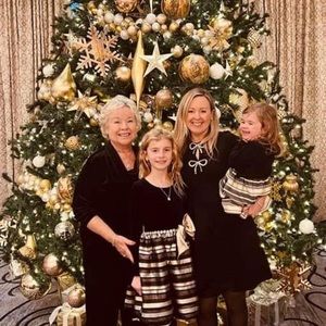 Meet your Posher, Tina